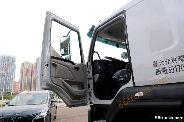 Dongfeng H5 6X4(10 wheels) Fast Gear 4-speed AMT Automatic Side Battery Pure Electric Tractor Truck (Sub-vehicle) CATL 400.61kWh Cab (1) | 8