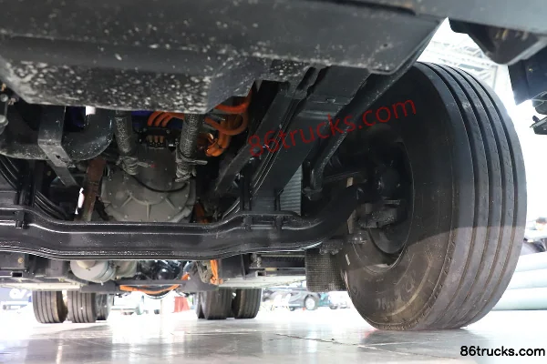 Dongfeng H5 6X4(10 roues) tracteur routier à pile à combustible 88 kWh Châssis (3) | 86Trucks