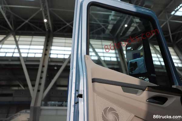 Dongfeng H5PRO 6.9L Diesel 350 hp 4X2(6 wheels) Fast Gear 10-speed Air Brake 6.8m Sleeper Cab Drop Side Cargo Truck (3) | 86Trucks