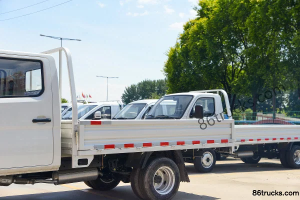 Changan Kuayue D3 confort 1,6L essence 122 ch 4X2(6 roues) Landai 5 vitesses 2,71 m cabine double plateau micro camion Carrosserie (2) | 86T