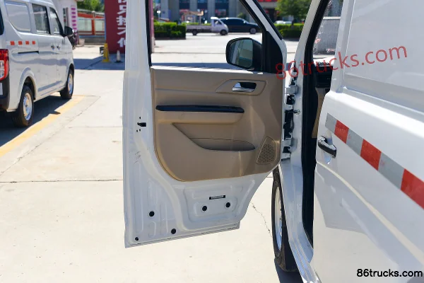 Changan Kuayue Xing V5EV 2025 Model Comfort Type 2-Seat Pure Electric Enclosed Van CATL 41.86kWh Cab (2) | 86Trucks