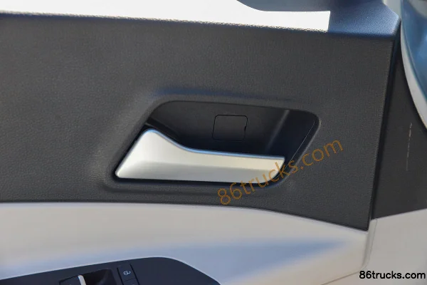 Changan Kuayue Xing V5EV 2025 Model Luxury Type 2-Seat Pure Electric Enclosed Van CATL 41.86kWh Cab (3) | 86Trucks