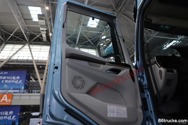 Dongfeng HK 14,5L LNG 580 ch 6X4(10 roues) Eaton 12 vitesses AMT automatique pont arrière 440 tracteur routier Cabine (2) | 86Trucks