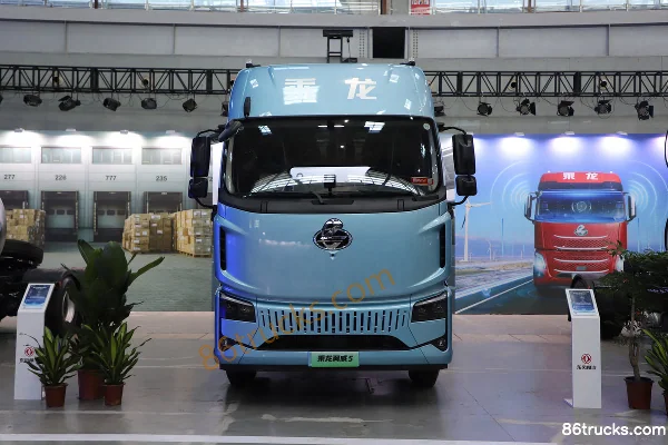 Dongfeng Yiwei 5 version supercharge 6X4(10 roues) batterie arrière tracteur routier électrique pur EVE 453 kWh Extérieur (2) | 86Trucks