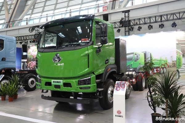 Dongfeng Yiwei 5 Engineering Version 8X4(12 wheels) 5.8m Semi-row Pure Electric Dump Truck CATL 400.61kWh Exterior (3) | 86Trucks