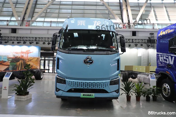Dongfeng Yiwei 5 4X2(6 roues) Camion porteur fourgon électrique pur à échange de batterie 9.8m CATL 327kWh Extérieur (2) | 86Trucks