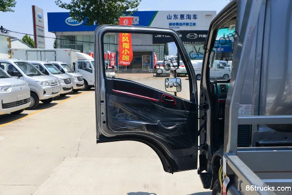 Dongfeng M5Q 1,6 L essence 120 ch 4X2(6 roues) Mengwo 5 vitesses 3,25 m plateau simple cabine micro camion (1) | 86Trucks