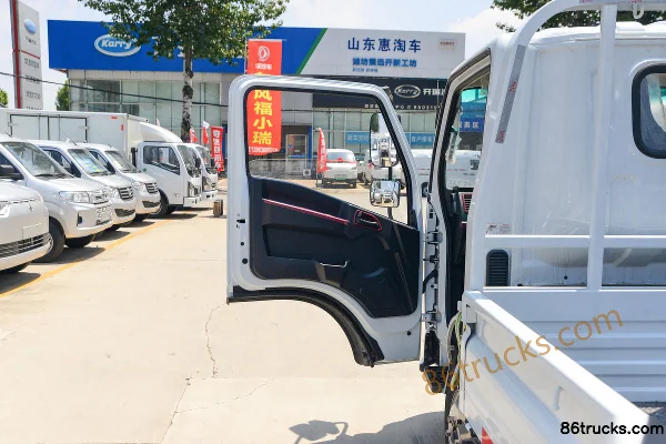 Dongfeng Fuxiaorui M5Q 2.0L 130 hp 4X2(6 wheels) gasoline 4.1m single-row flatbed mini truck (China VI) Cab (1) | 86Trucks