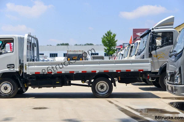 Dongfeng Fuxiaorui M5Q 2.0L 130 hp 4X2(6 wheels) gasoline 4.1m single-row flatbed mini truck (China VI) Body (2) | 86Trucks
