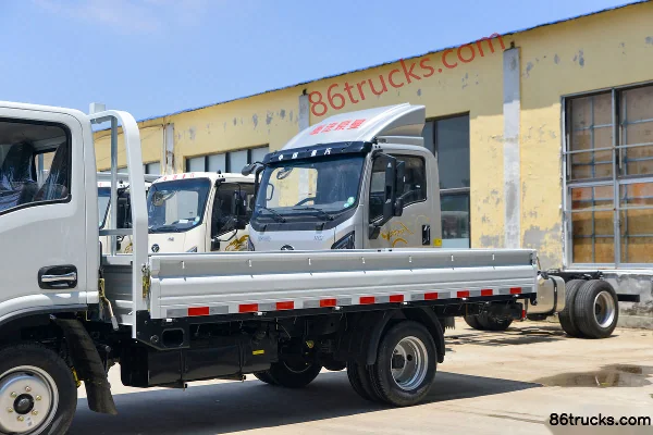 Dongfeng Fuxiaorui M5Q 2.0L 130 hp 4X2(6 wheels) gasoline 4.1m single-row flatbed mini truck (China VI) Body (1) | 86Trucks