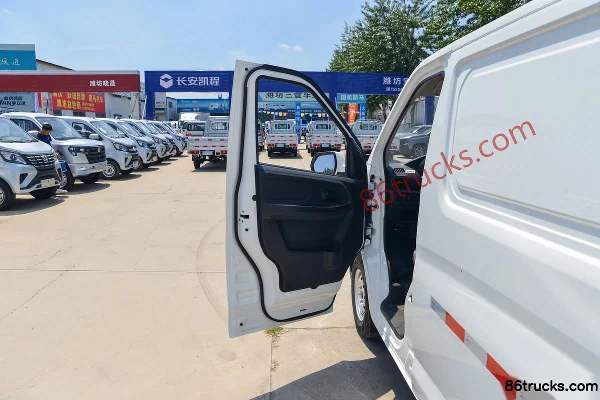 Ankai New Generation Changan Ruixing EM80 2025 Comfort 2-Seat Side-Opening Doors Pure Electric Panel Van CATL 41.86kWh Cab (1) | 86Trucks