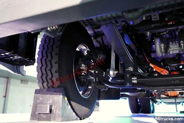 Dongfeng H7pro 6X4(10 wheels) Hydrogen Fuel Tractor Truck Microvast 80kWh Chassis (2) | 86Trucks