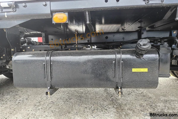 Dongfeng T7 Pro 1.6L Gasoline 120hp 4X2(6 wheels) 5-Speed 3.8m Single Row Flatbed Micro Truck Chassis (1) | 86Trucks