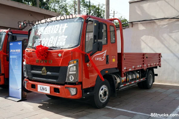 Sinotruk HOWO Hanjiang 3L CNG 140 hp 4X2(6 wheels) Fast Gear 8-Speed 3.85m Day Cab Flatbed Cargo Truck Exterior