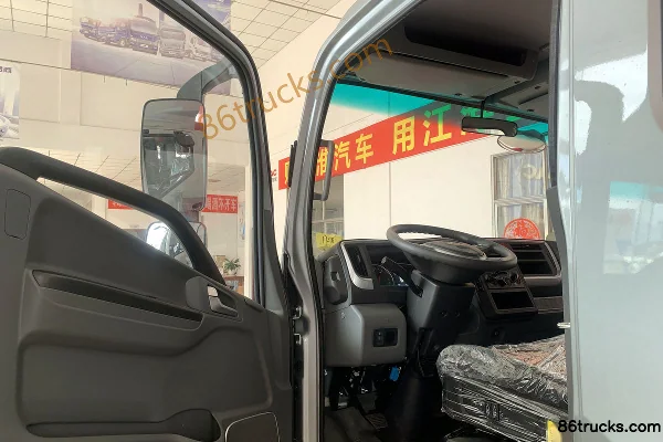 JAC S3 All-Power Edition 2.2L Diesel 129 hp 4X2(6 wheels) Xingrui 5-speed 3.52m Half-Row Stake Micro Truck Cab (1) | 86Trucks
